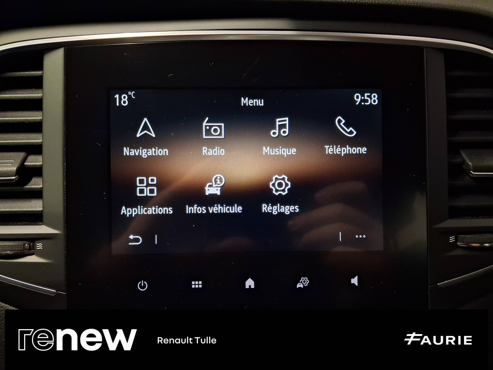 Acheter Renault Megane 4 Megane IV Berline Blue dCi 115 EDC Evolution 5p occasion dans les concessions du Groupe Faurie