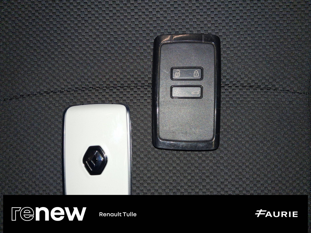 Acheter Renault Megane 4 Megane IV Berline Blue dCi 115 EDC Evolution 5p occasion dans les concessions du Groupe Faurie