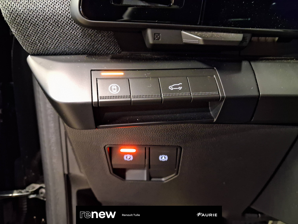 Acheter Renault Scenic 5 Scenic E-Tech electrique 220 ch grande autonomie Techno 5p occasion dans les concessions du Groupe Faurie