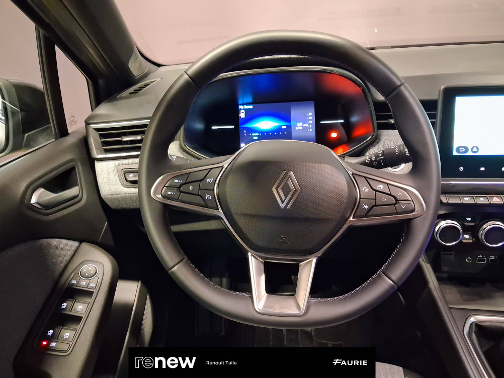 Acheter Renault Clio 5 Clio E-Tech full hybrid 145 Techno 5p occasion dans les concessions du Groupe Faurie
