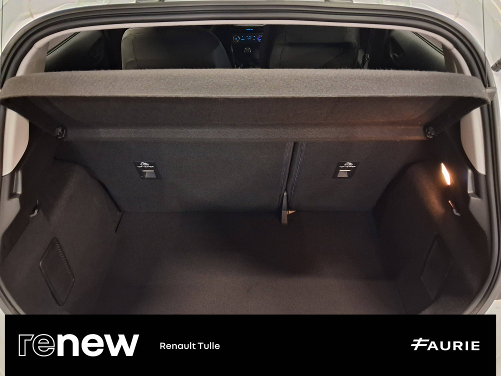 Acheter Ford Fiesta Fiesta 1.1 75 ch S&S BVM5 Cool & Connect 5p occasion dans les concessions du Groupe Faurie