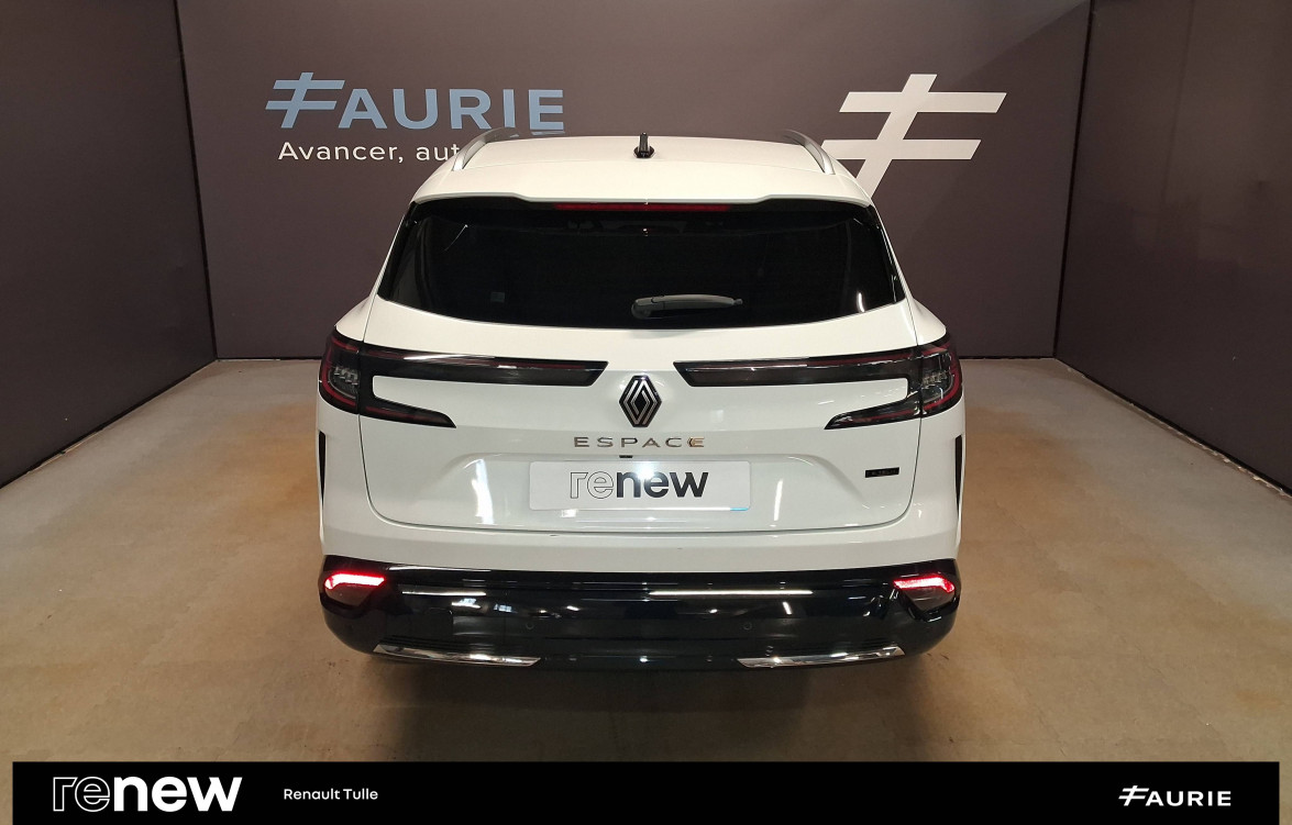 Acheter Renault Espace 6 Espace E-Tech full hybrid 200 GSR2 Techno 5p occasion dans les concessions du Groupe Faurie