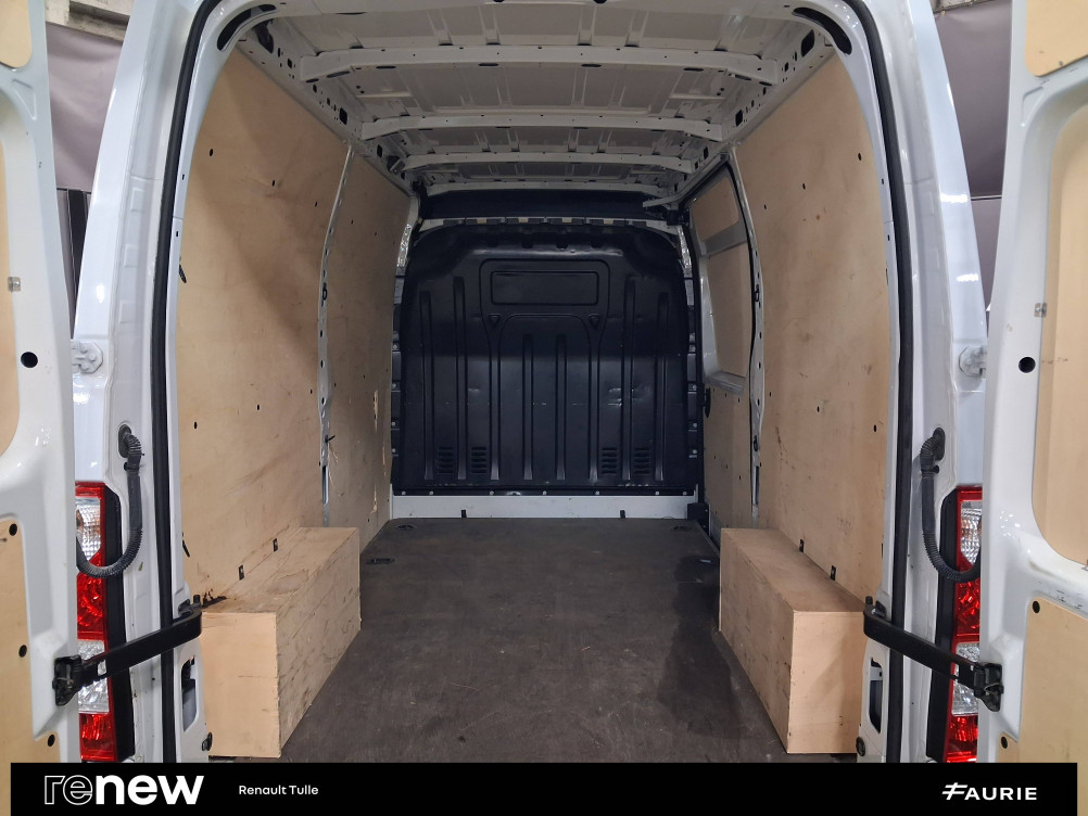 Acheter Renault Master 3 MASTER FGN TRAC F3500 L2H2 BLUE DCI 135 CONFORT 4p occasion dans les concessions du Groupe Faurie