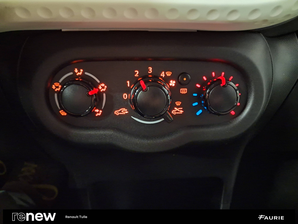 Acheter Renault Twingo 3 Twingo III 1.0 SCe 70 E6C Life 5p occasion dans les concessions du Groupe Faurie