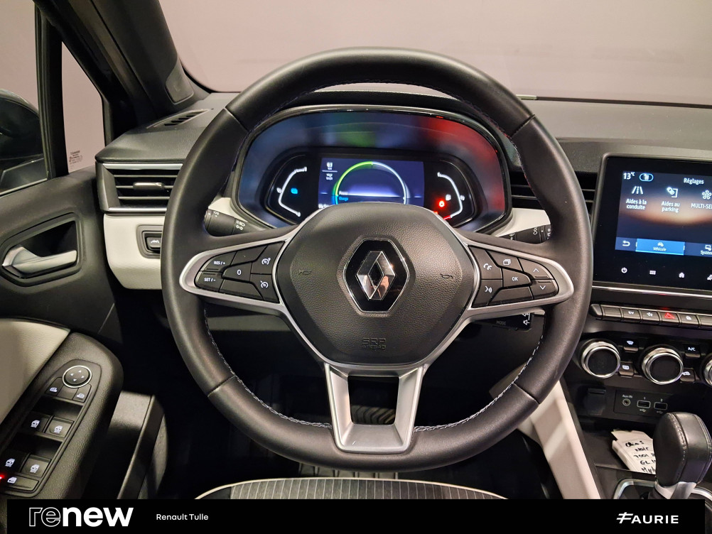 Acheter Renault Clio 5 Clio E-Tech full hybrid 145 Techno 5p occasion dans les concessions du Groupe Faurie