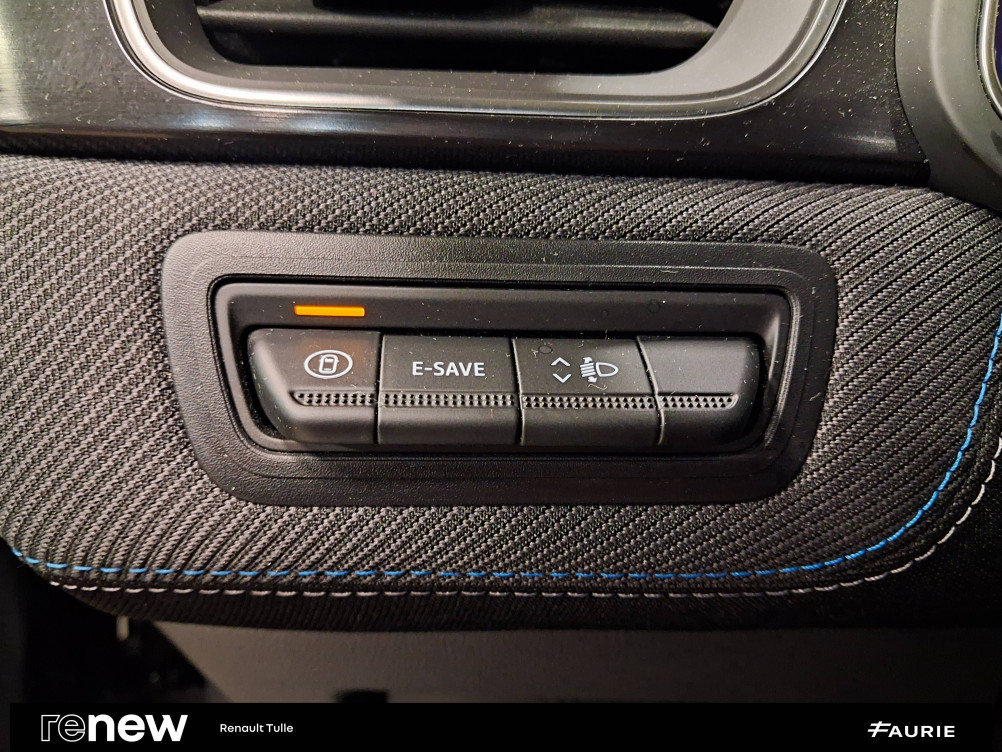 Acheter Renault Captur 2 Captur E-Tech full hybrid 145 ch esprit Alpine 5p occasion dans les concessions du Groupe Faurie