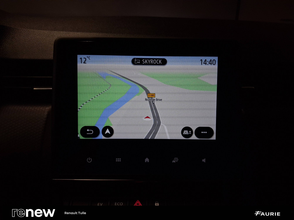 Acheter Renault Clio 5 Clio E-Tech 140 Business 5p occasion dans les concessions du Groupe Faurie