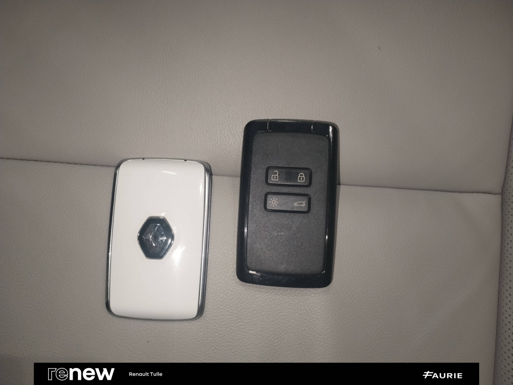 Acheter Renault Clio 5 Clio TCe 130 EDC FAP Initiale Paris 5p occasion dans les concessions du Groupe Faurie