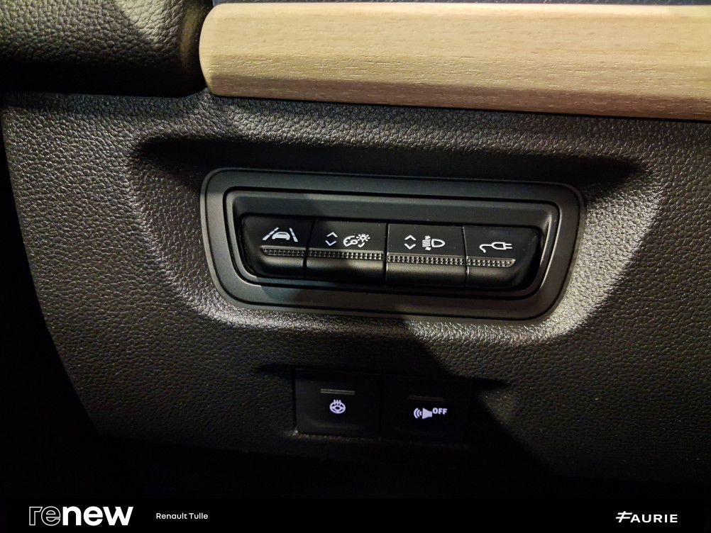 Acheter Renault Zoe Zoe R135 Achat Intégral Exception 5p occasion dans les concessions du Groupe Faurie