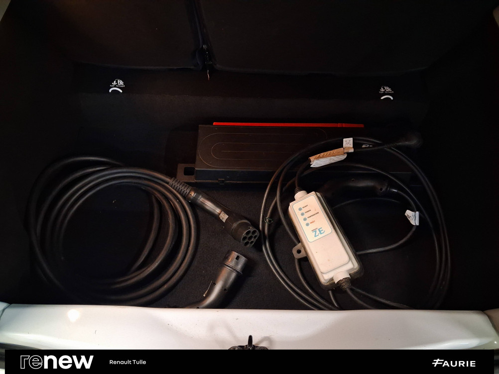 Acheter Renault Zoe Zoe R135 Achat Intégral Exception 5p occasion dans les concessions du Groupe Faurie