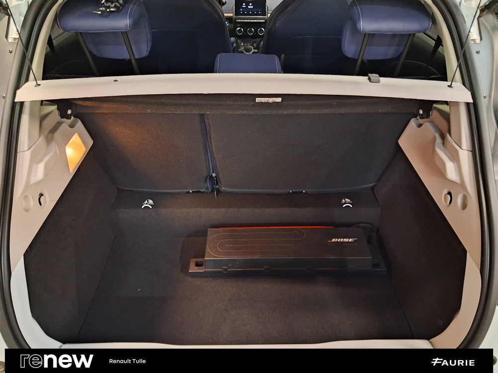 Acheter Renault Zoe Zoe R135 Achat Intégral Exception 5p occasion dans les concessions du Groupe Faurie