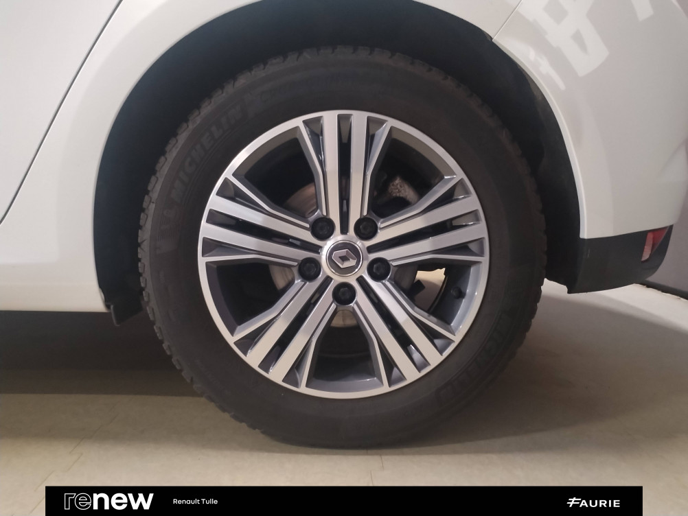 Acheter Renault Megane 4 Megane IV Berline Blue dCi 115 EDC Evolution 5p occasion dans les concessions du Groupe Faurie