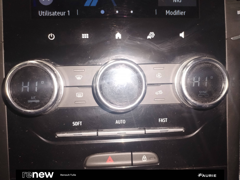 Acheter Renault Megane 4 Megane IV Berline Blue dCi 115 EDC Evolution 5p occasion dans les concessions du Groupe Faurie