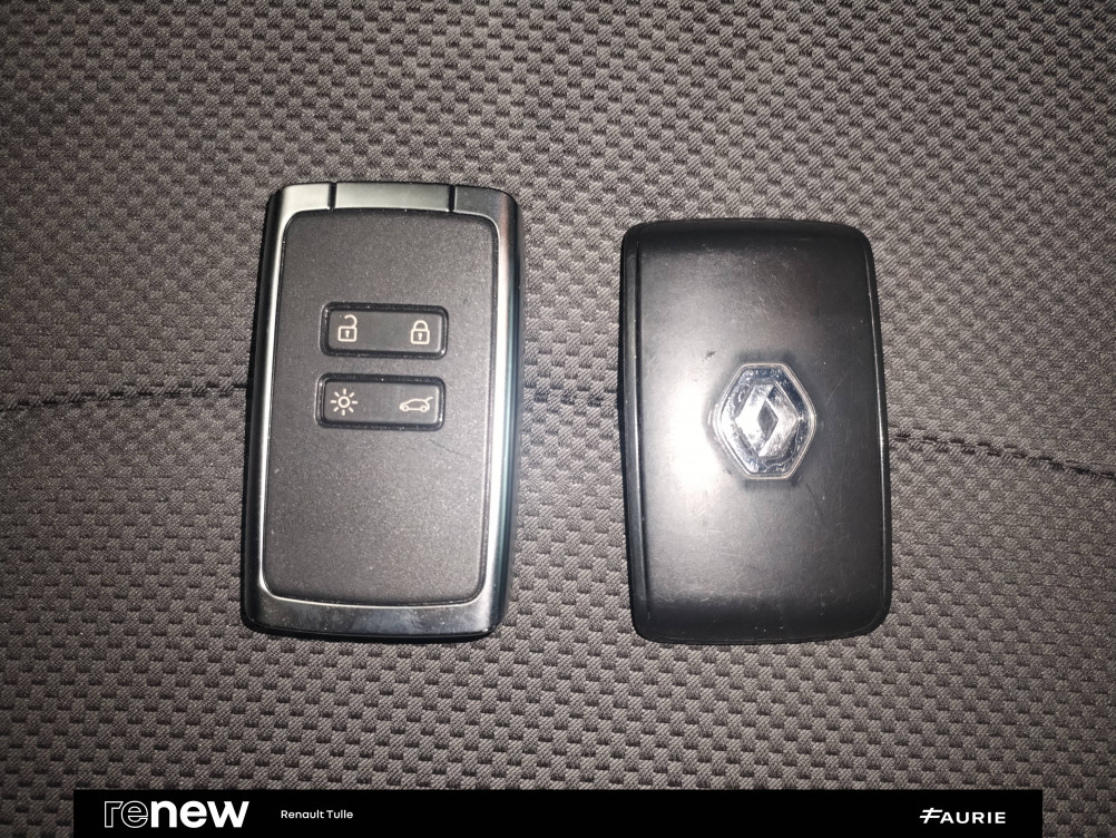 Acheter Renault Megane 4 Megane IV Berline Blue dCi 115 EDC Evolution 5p occasion dans les concessions du Groupe Faurie