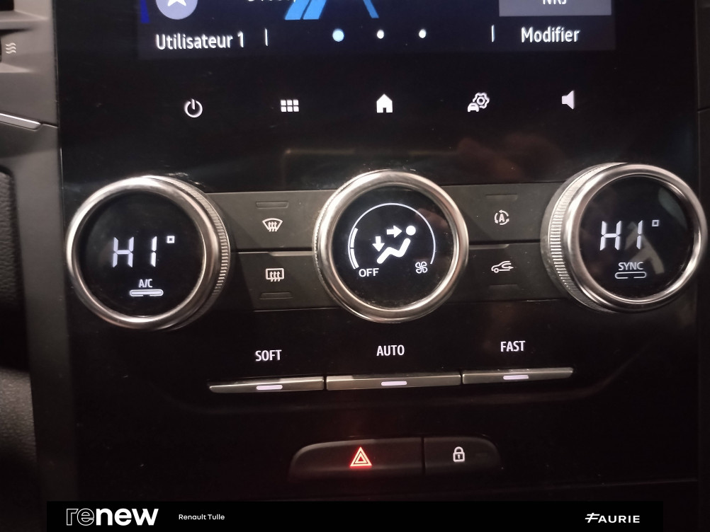 Acheter Renault Megane 4 Megane IV Berline Blue dCi 115 EDC Evolution 5p occasion dans les concessions du Groupe Faurie