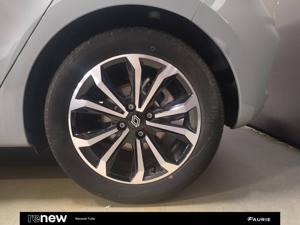 Acheter Renault Clio 5 Clio E-Tech full hybrid 145 ch GSR2 Techno 5p occasion dans les concessions du Groupe Faurie