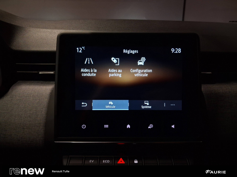 Acheter Renault Clio 5 Clio E-Tech full hybrid 145 Evolution 5p occasion dans les concessions du Groupe Faurie