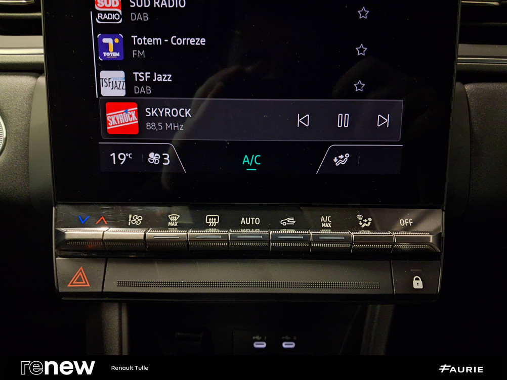 Acheter Renault Captur 2 Captur E-Tech full hybrid 145 ch Techno 5p occasion dans les concessions du Groupe Faurie