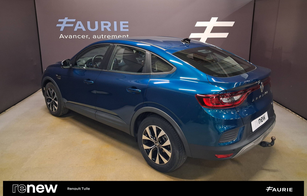 Acheter Renault Arkana Arkana E-Tech 145 Zen 5p occasion dans les concessions du Groupe Faurie