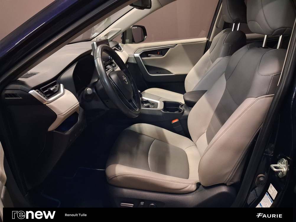 Acheter Toyota RAV4 5 RAV4 Hybride 222 ch AWD-i Lounge 5p occasion dans les concessions du Groupe Faurie