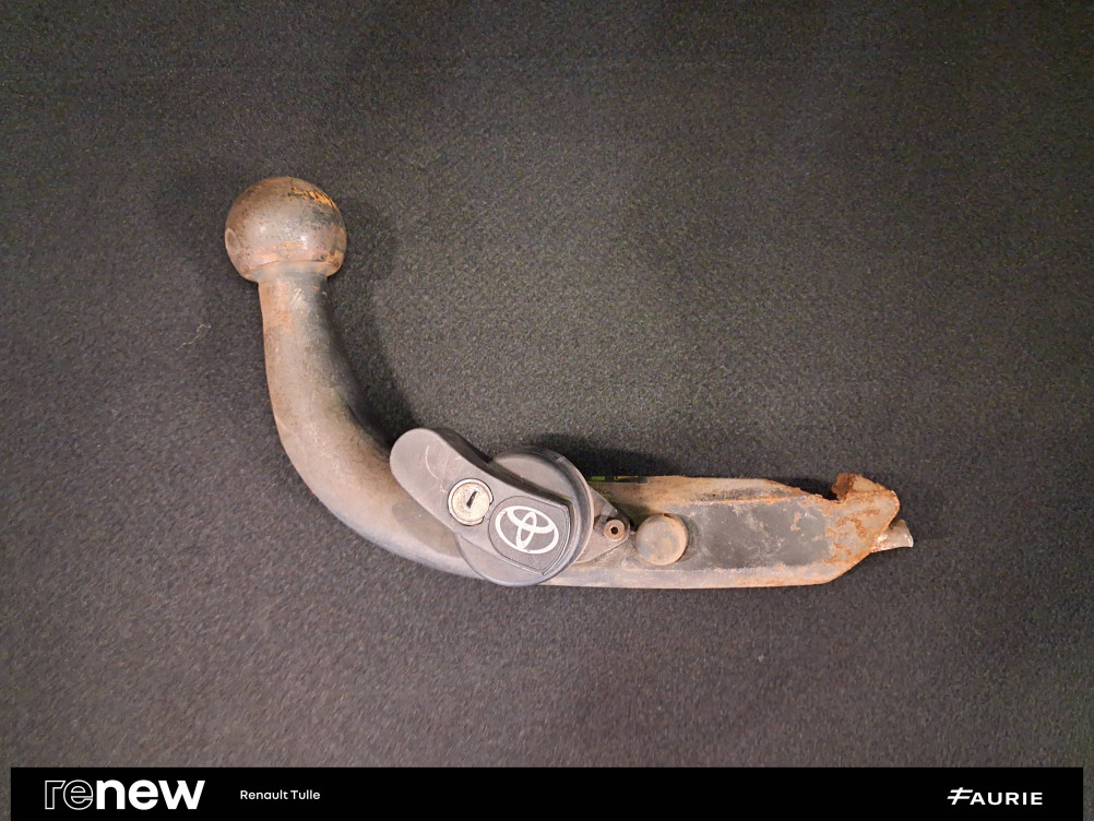 Acheter Toyota RAV4 5 RAV4 Hybride 222 ch AWD-i Lounge 5p occasion dans les concessions du Groupe Faurie