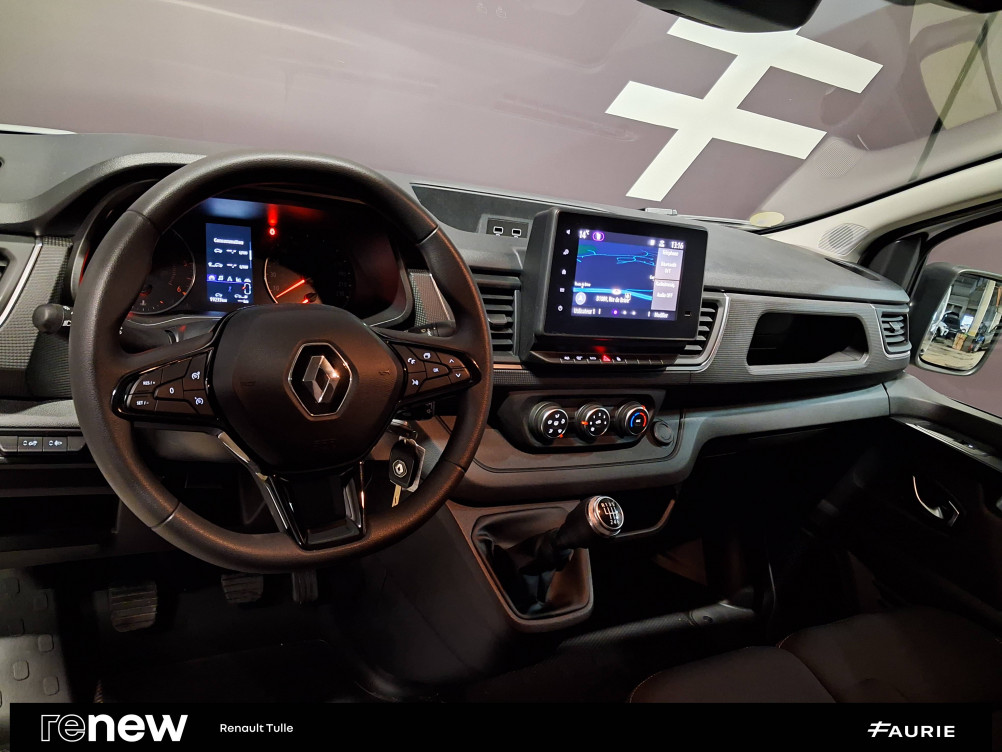 Acheter Renault Trafic 3 TRAFIC FG BLUE DCI 150 L2H1 3T GSR2 EXTRA 4p occasion dans les concessions du Groupe Faurie