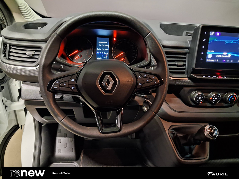 Acheter Renault Trafic 3 TRAFIC FG BLUE DCI 150 L2H1 3T GSR2 EXTRA 4p occasion dans les concessions du Groupe Faurie