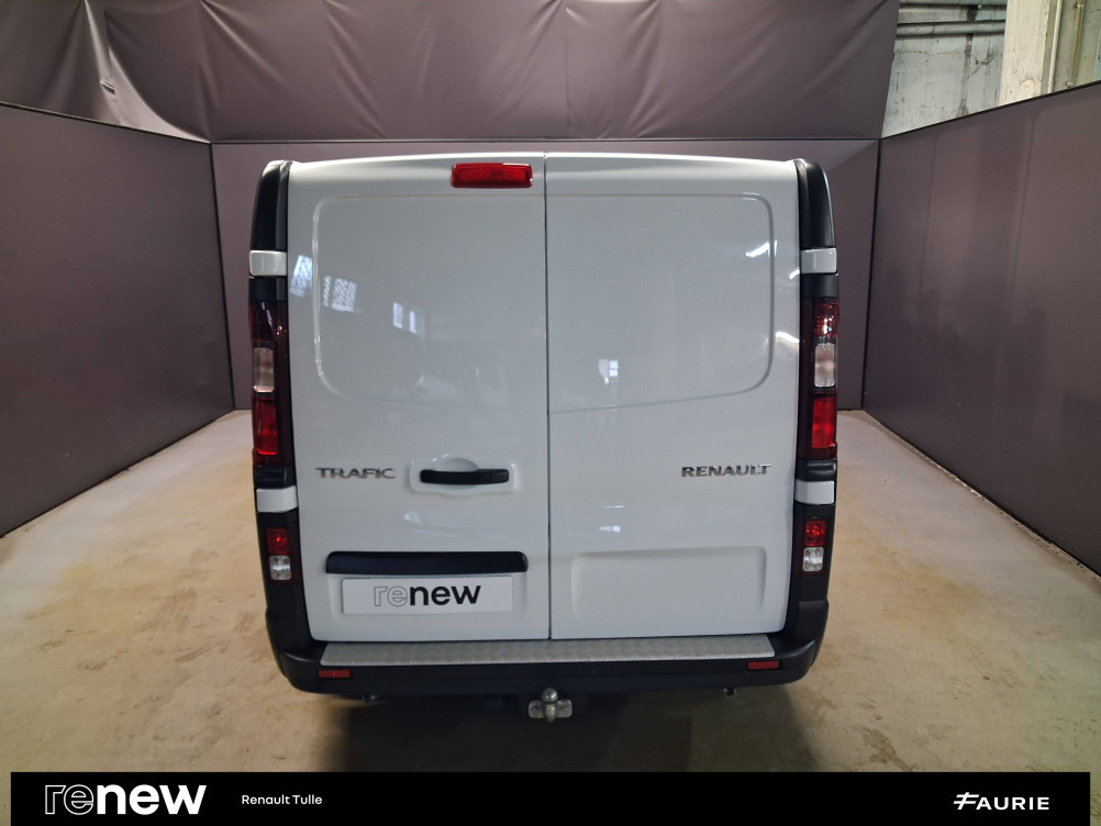 Acheter Renault Trafic 3 TRAFIC FG BLUE DCI 150 L2H1 3T GSR2 EXTRA 4p occasion dans les concessions du Groupe Faurie