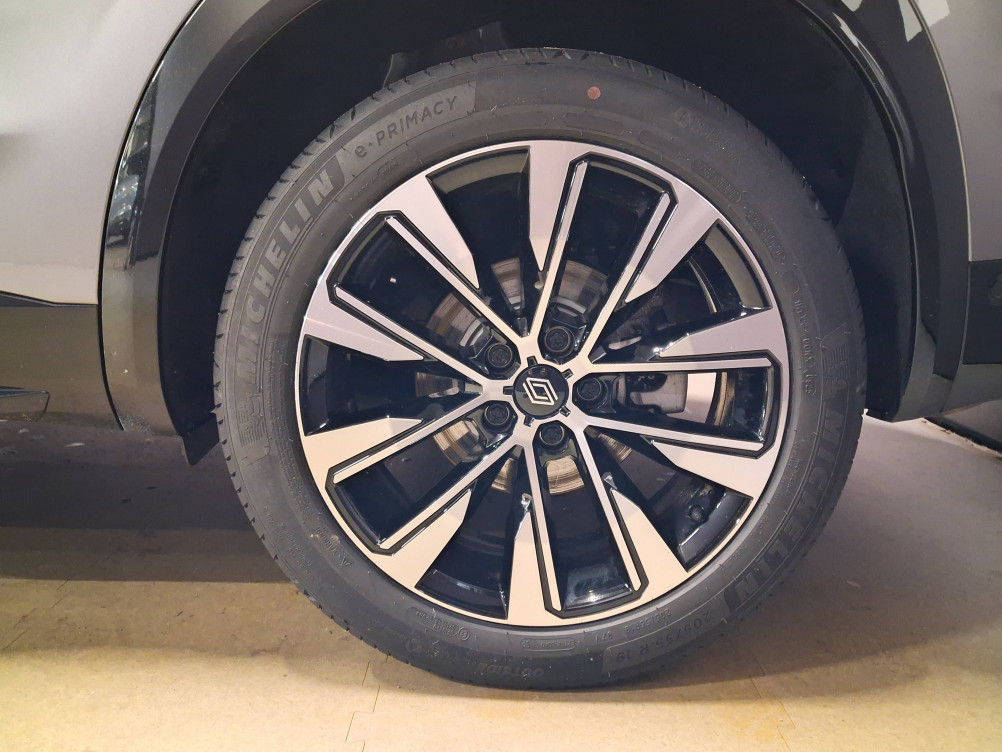 Acheter Renault Austral Austral full hybrid E-Tech 200 ch Techno 5p neuf dans les concessions du Groupe Faurie