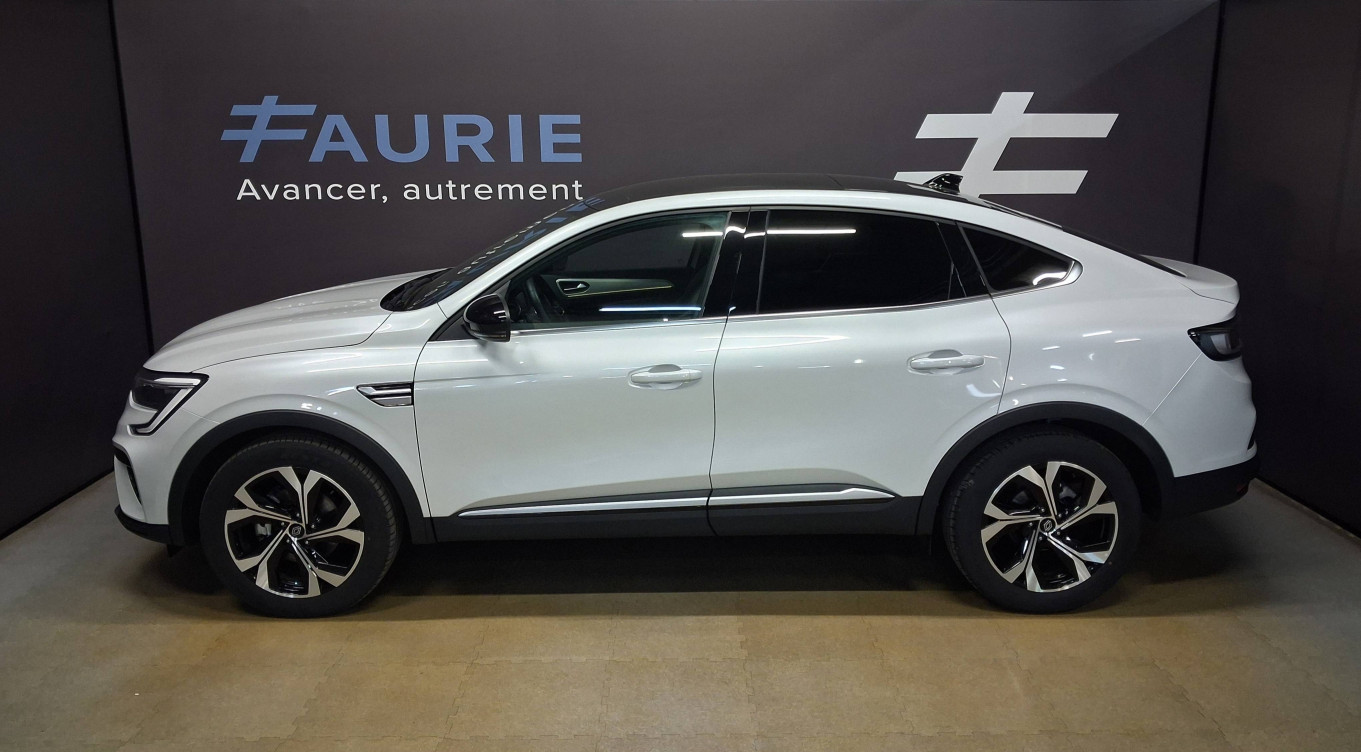 Acheter Renault Arkana Arkana E-Tech full hybrid 145 GSR2 Techno 5p neuf dans les concessions du Groupe Faurie