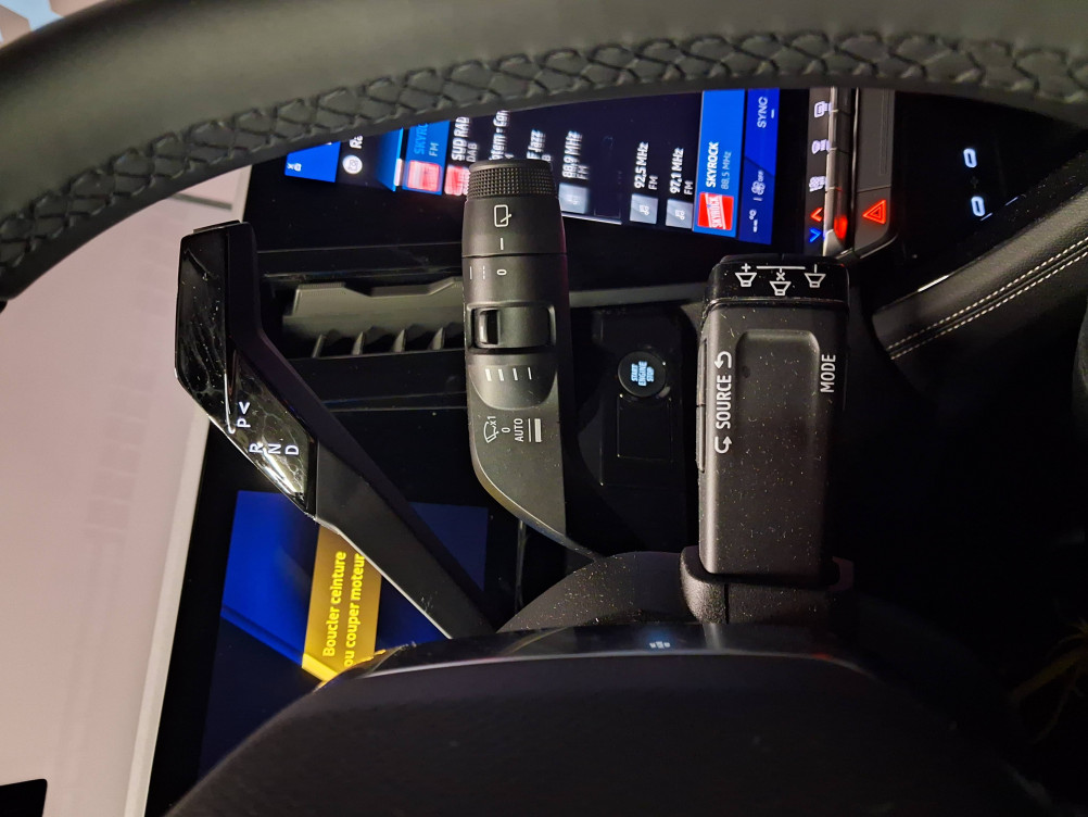 Acheter Renault Austral Austral full hybrid E-Tech 200 ch Techno 5p neuf dans les concessions du Groupe Faurie