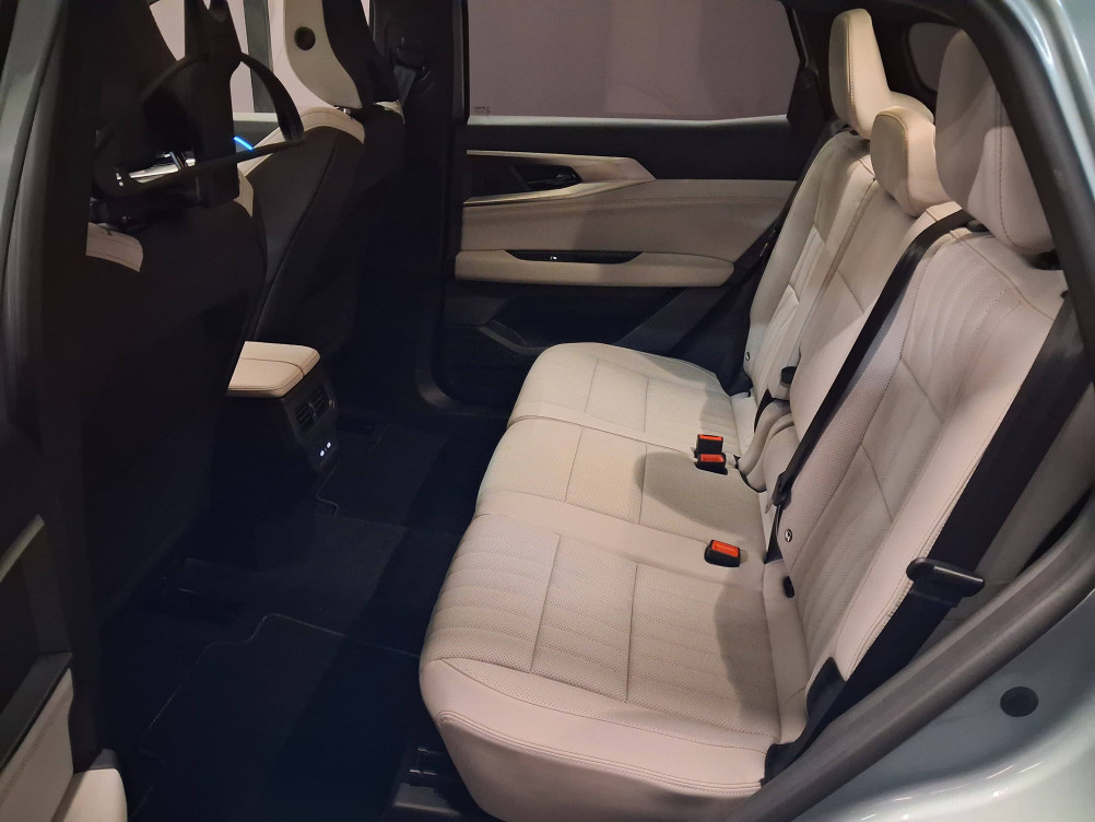 Acheter Renault Espace 6 Espace full hybrid E-Tech 200 ch 5pl Iconic 5p neuf dans les concessions du Groupe Faurie