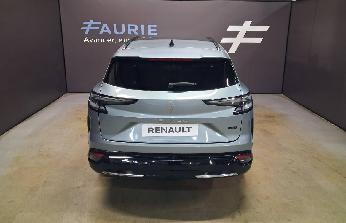 Acheter Renault Espace 6 Espace full hybrid E-Tech 200 ch 5pl Iconic 5p neuf dans les concessions du Groupe Faurie