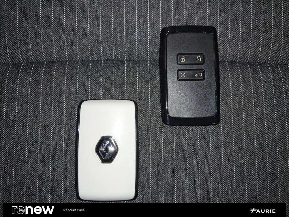 Acheter Renault Clio 5 Clio E-Tech 140 - 21N Intens 5p occasion dans les concessions du Groupe Faurie