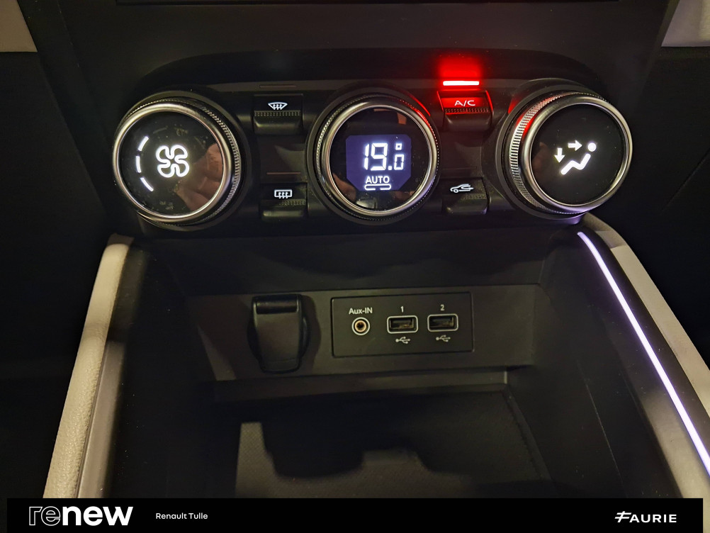 Acheter Renault Clio 5 Clio E-Tech 140 - 21N Intens 5p occasion dans les concessions du Groupe Faurie