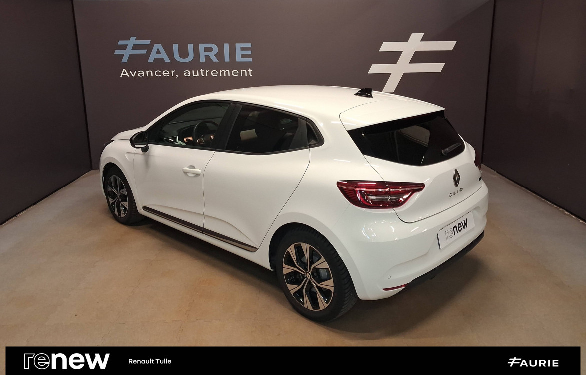 Acheter Renault Clio 5 Clio E-Tech full hybrid 145 Evolution 5p occasion dans les concessions du Groupe Faurie