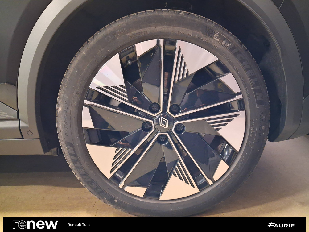Acheter Renault Scenic 5 Scenic E-Tech electrique 220 ch grande autonomie Techno 5p occasion dans les concessions du Groupe Faurie