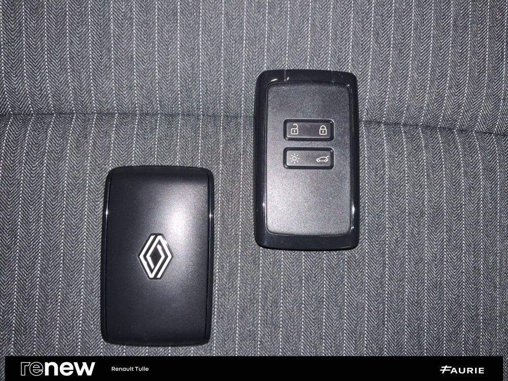 Acheter Renault Clio 5 Clio E-Tech 140 - 21N Intens 5p occasion dans les concessions du Groupe Faurie