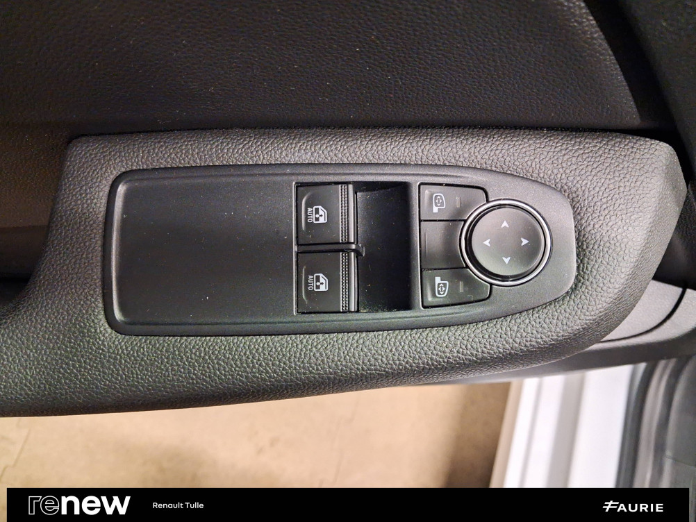 Acheter Renault Clio 5 CLIO SOCIETE BLUE DCI 100 - 21N AIR NAV 5p occasion dans les concessions du Groupe Faurie