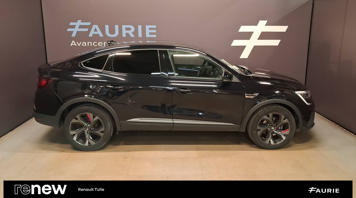 Acheter Renault Arkana Arkana E-Tech 145 R.S. Line 5p occasion dans les concessions du Groupe Faurie