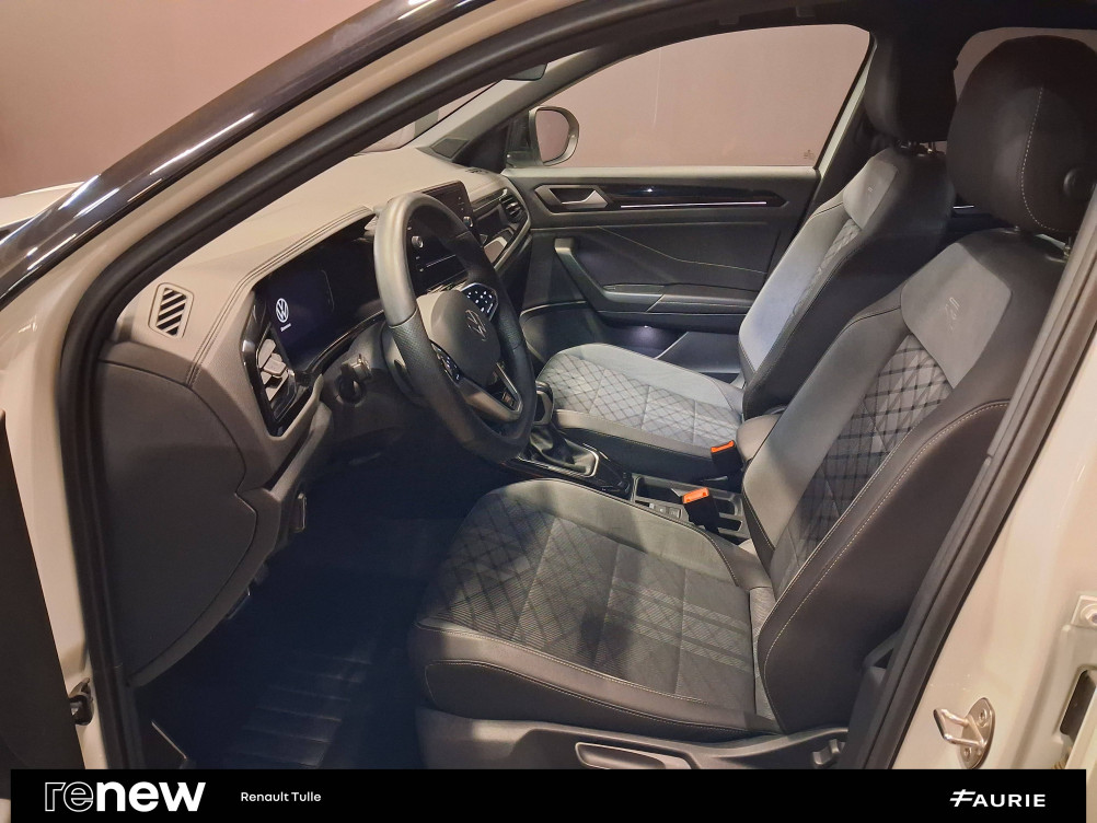 Acheter Volkswagen T-Roc T-Roc 1.5 TSI EVO 150 Start/Stop DSG7 R-Line 5p occasion dans les concessions du Groupe Faurie