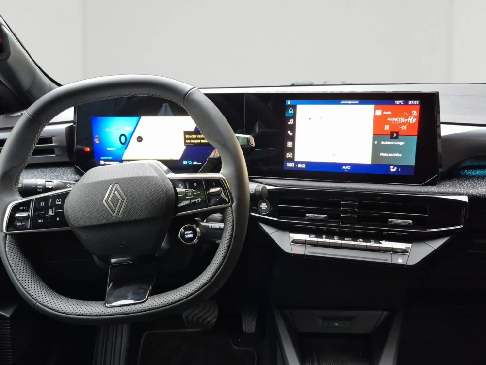 Acheter Renault Clio 6 Clio E-Tech full hybrid 160 ch Techno 5p neuf dans les concessions du Groupe Faurie