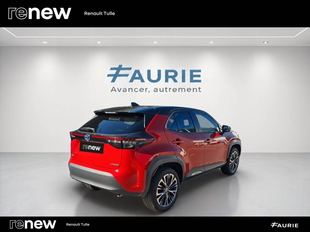 Acheter Toyota Yaris Cross Yaris Cross Hybride 116h 2WD Collection 5p occasion dans les concessions du Groupe Faurie