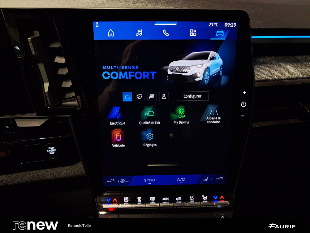 Acheter Renault Austral Austral full hybrid E-Tech 200 ch Techno 5p occasion dans les concessions du Groupe Faurie