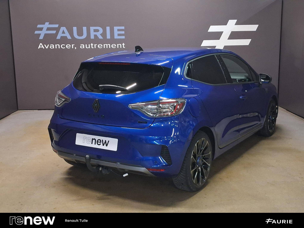 Acheter Renault Clio 5 Clio E-Tech full hybrid 145 Esprit Alpine 5p occasion dans les concessions du Groupe Faurie