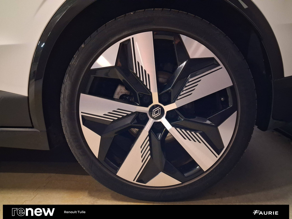 Acheter Renault Megane E-Tech Megane E-Tech EV60 220 ch super charge Techno 5p occasion dans les concessions du Groupe Faurie