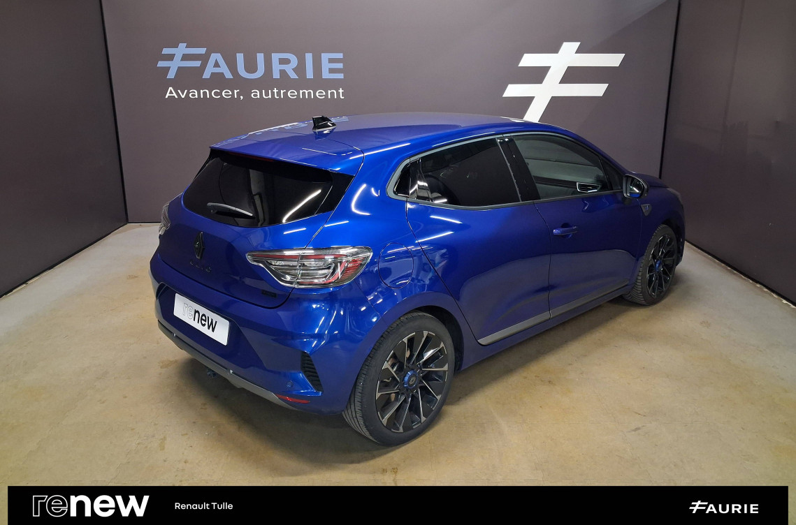 Acheter Renault Clio 5 Clio E-Tech full hybrid 145 ch GSR2 Esprit Alpine 5p occasion dans les concessions du Groupe Faurie
