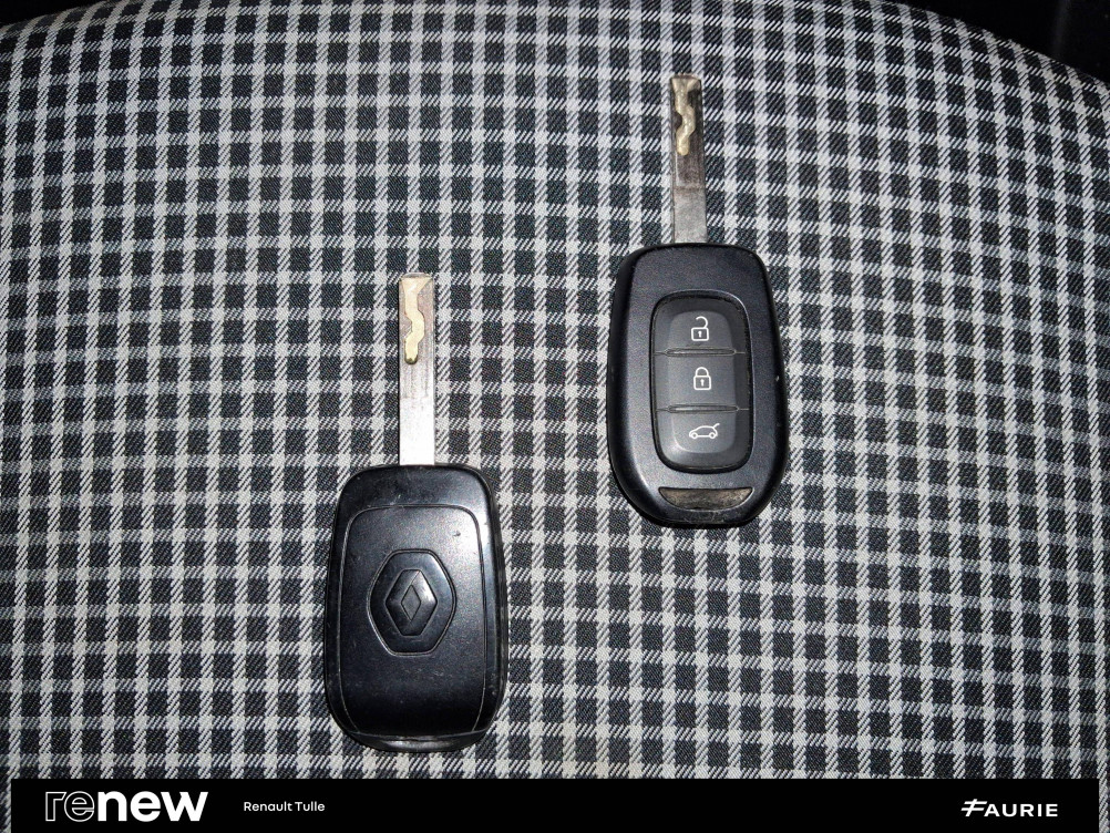 Acheter Renault Twingo 3 Twingo III 1.0 SCe 70 BC Life 5p occasion dans les concessions du Groupe Faurie