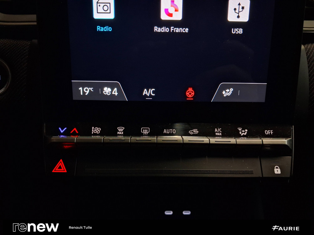 Acheter Renault Captur 2 Captur E-Tech full hybrid 145 ch esprit Alpine 5p occasion dans les concessions du Groupe Faurie