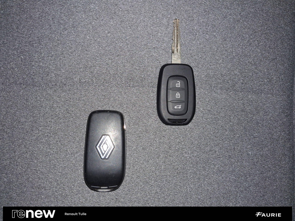 Acheter Renault Clio 5 Clio E-Tech full hybrid 145 Evolution 5p occasion dans les concessions du Groupe Faurie